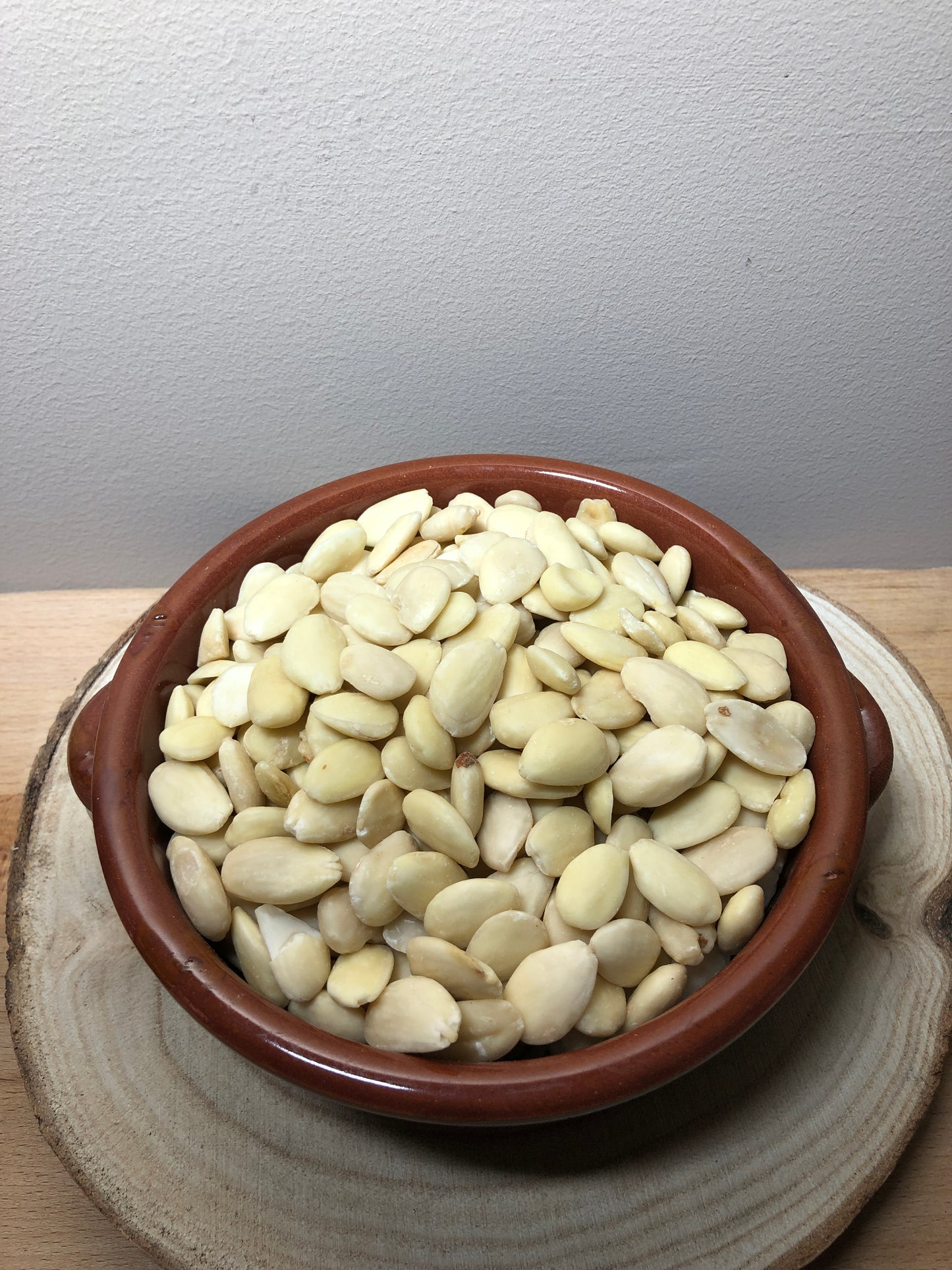 Amandes pelées naturelles douces sélectionnées - 36/38 - Qualité premium -