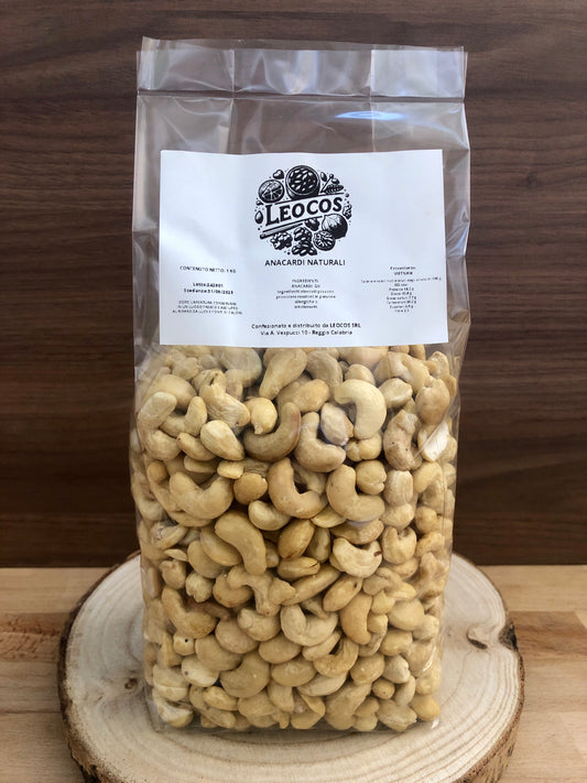 Natural raw cashews - Premium quality - selected